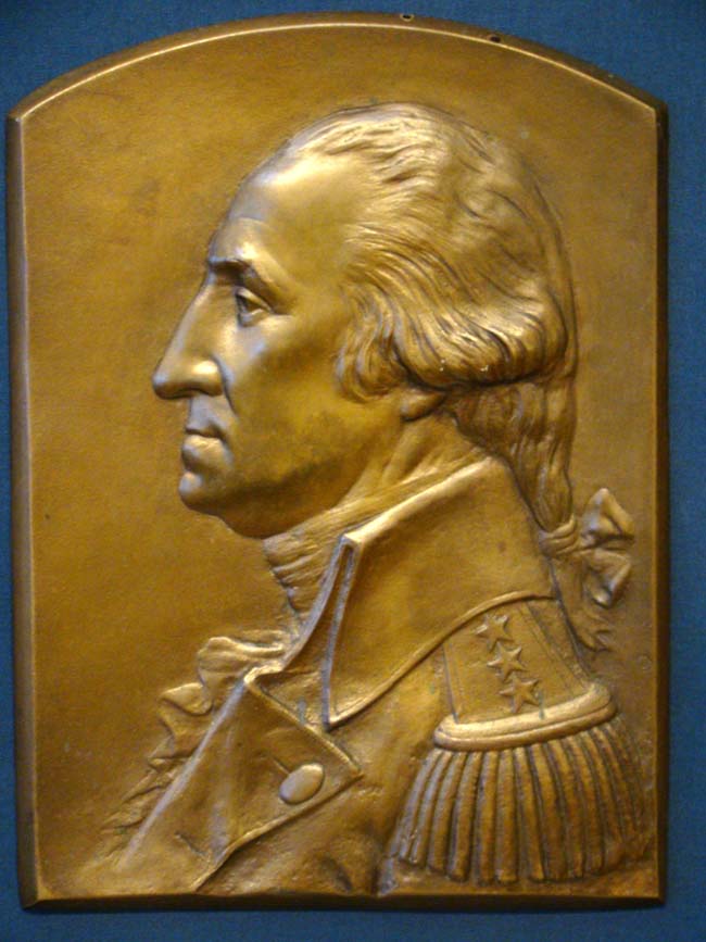 A fine vintage bronze plaque depicting George Washington sculpted by Luini Costanzo circa 1920